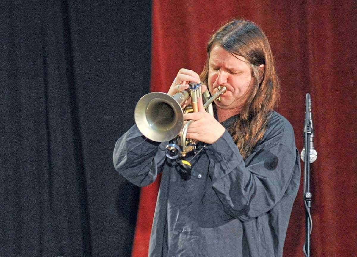 Grammy-Gewinn für ein herausragendes intern. Musikprojekt